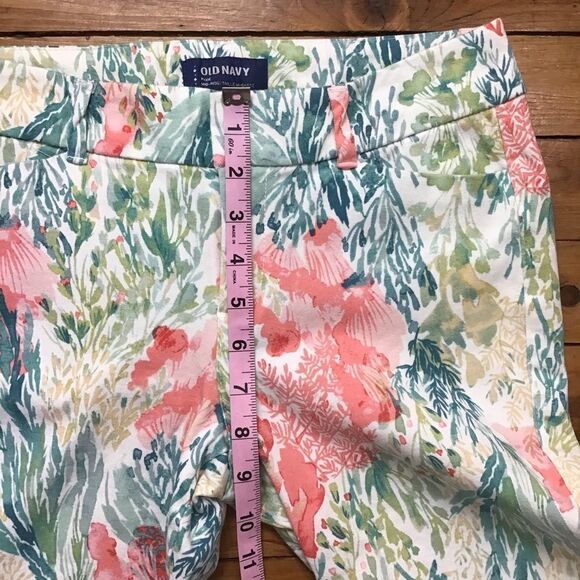Floral Old Navy Pixie ankle pants mid rise size 4 - Picture 8 of 11